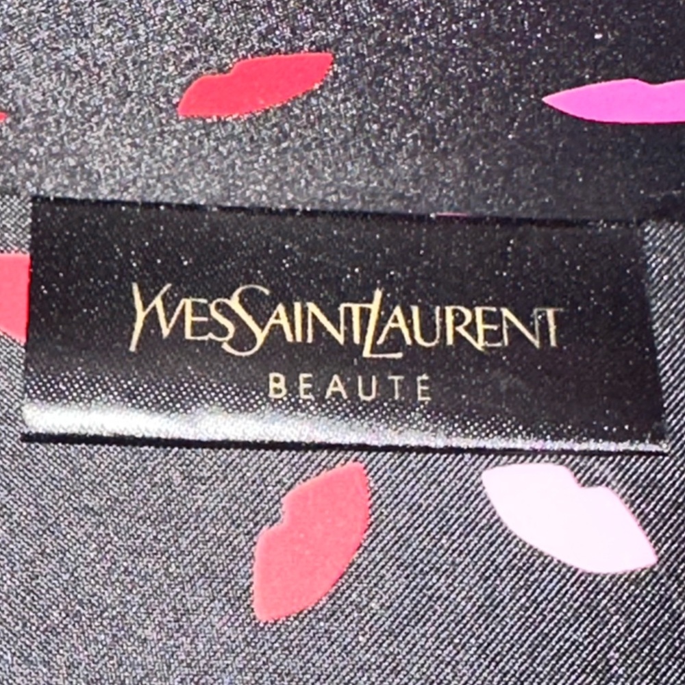 YSL Black Patent Leather Makeup Bag - Picture 7 of 7